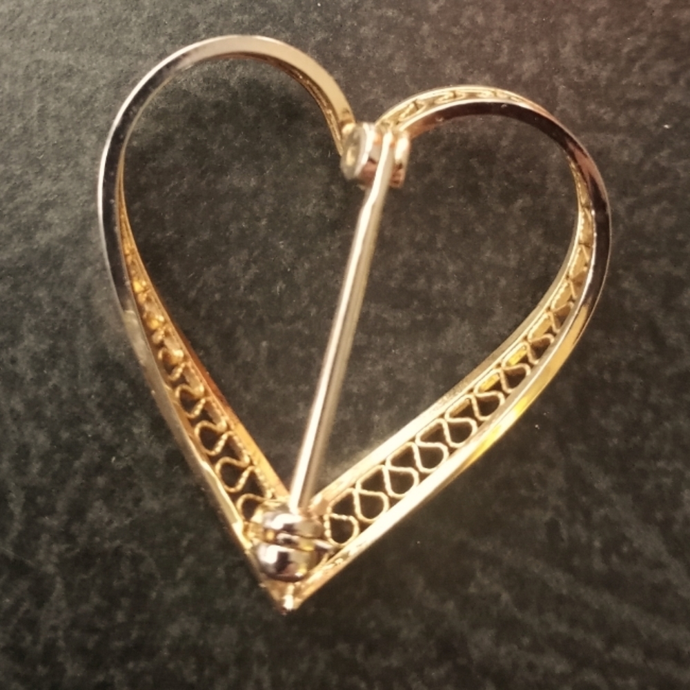 Brooch - Picture 2 of 4